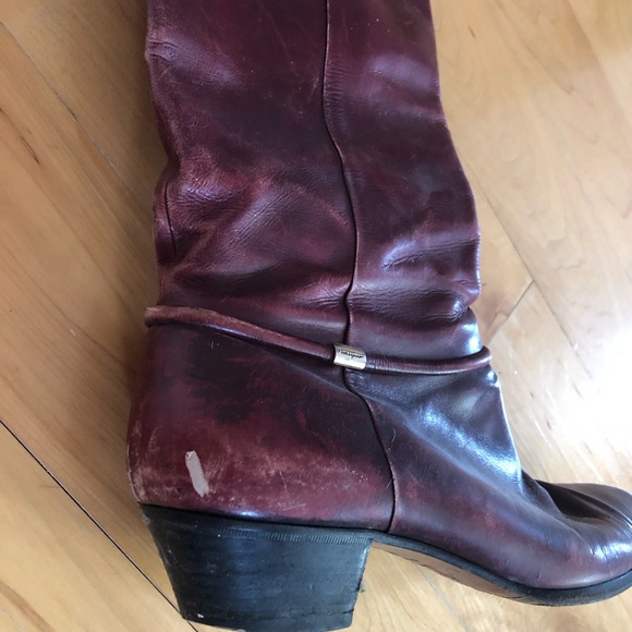 Ferragamo boots, size 7.5 AA. Burgundy Salvatore Ferragamo knee-high boots. - Picture 5 of 6